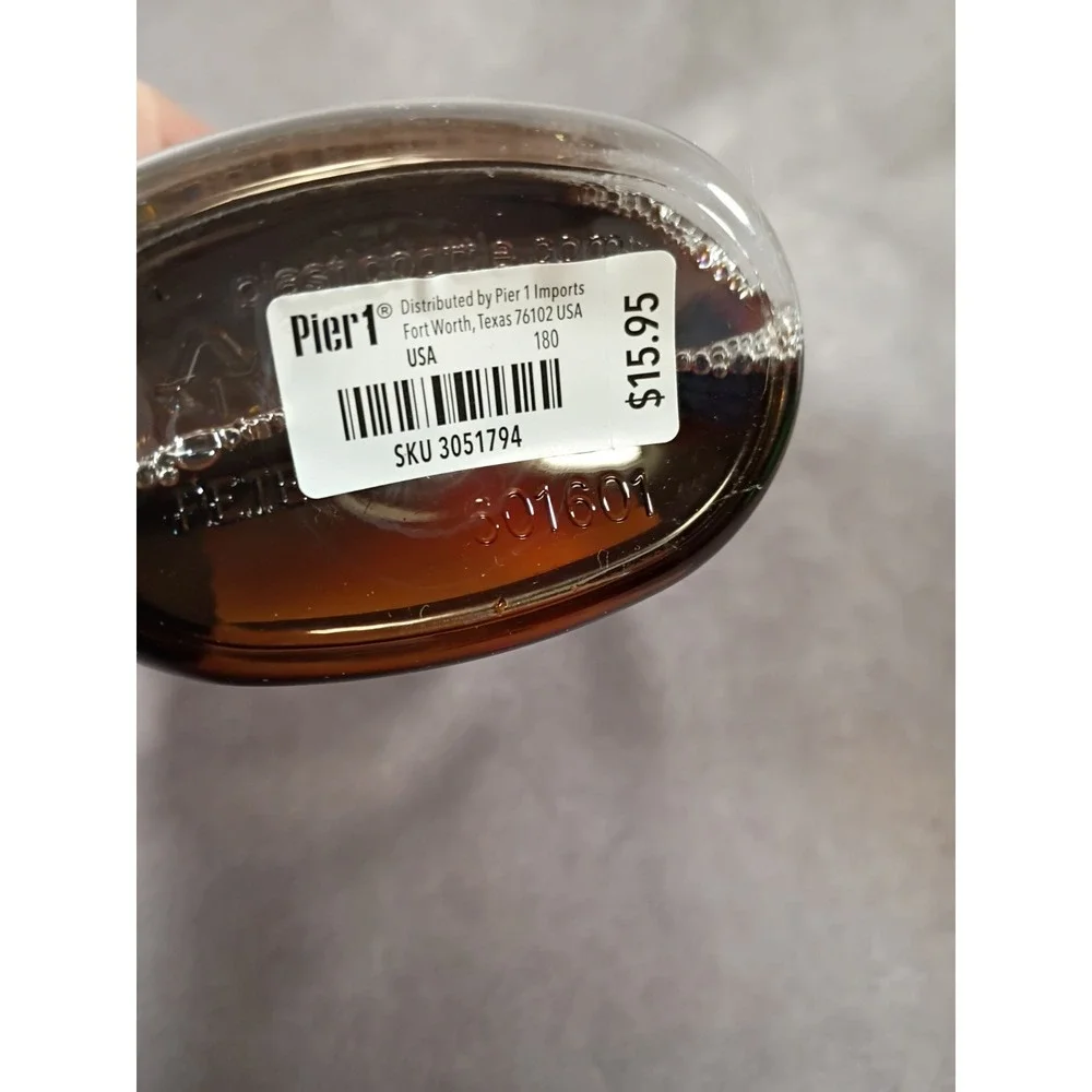 Pier 1 Imports AMBER MUSK Reed Diffuser Oil  16 Fl Oz